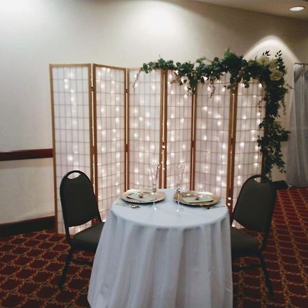 Quality Inn & Suites Bellville - Mansfield Eksteriør billede
