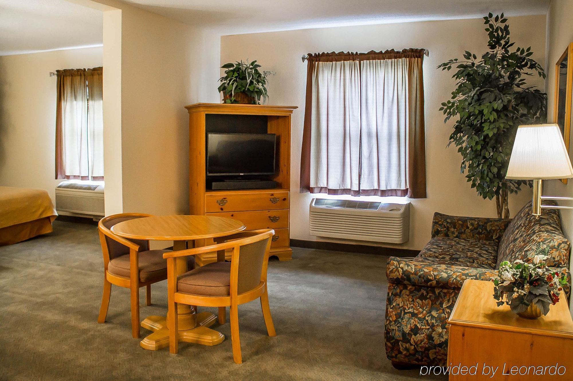 Quality Inn & Suites Bellville - Mansfield Eksteriør billede